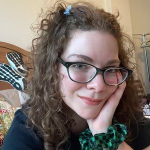 Meet your Posher, Ashley